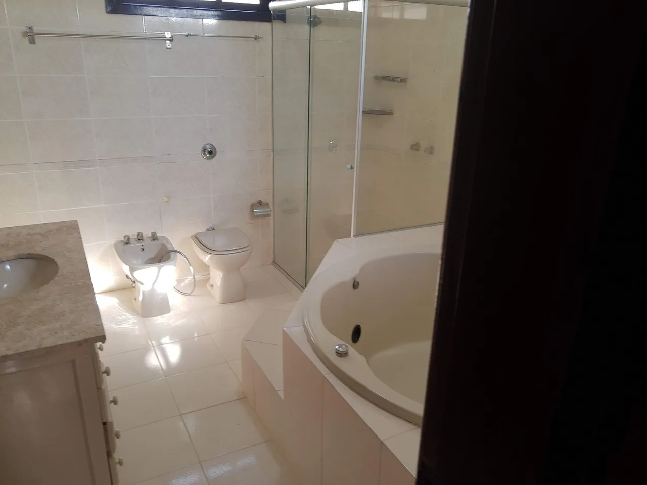 Ванна та 4 спальні: будинок 228 м² — photo 8