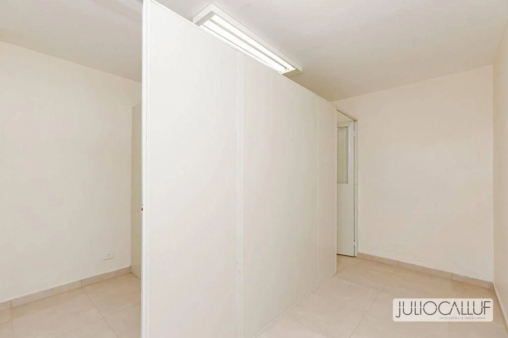 4-bedroom house with a washing machine in Curitiba — photo 49
