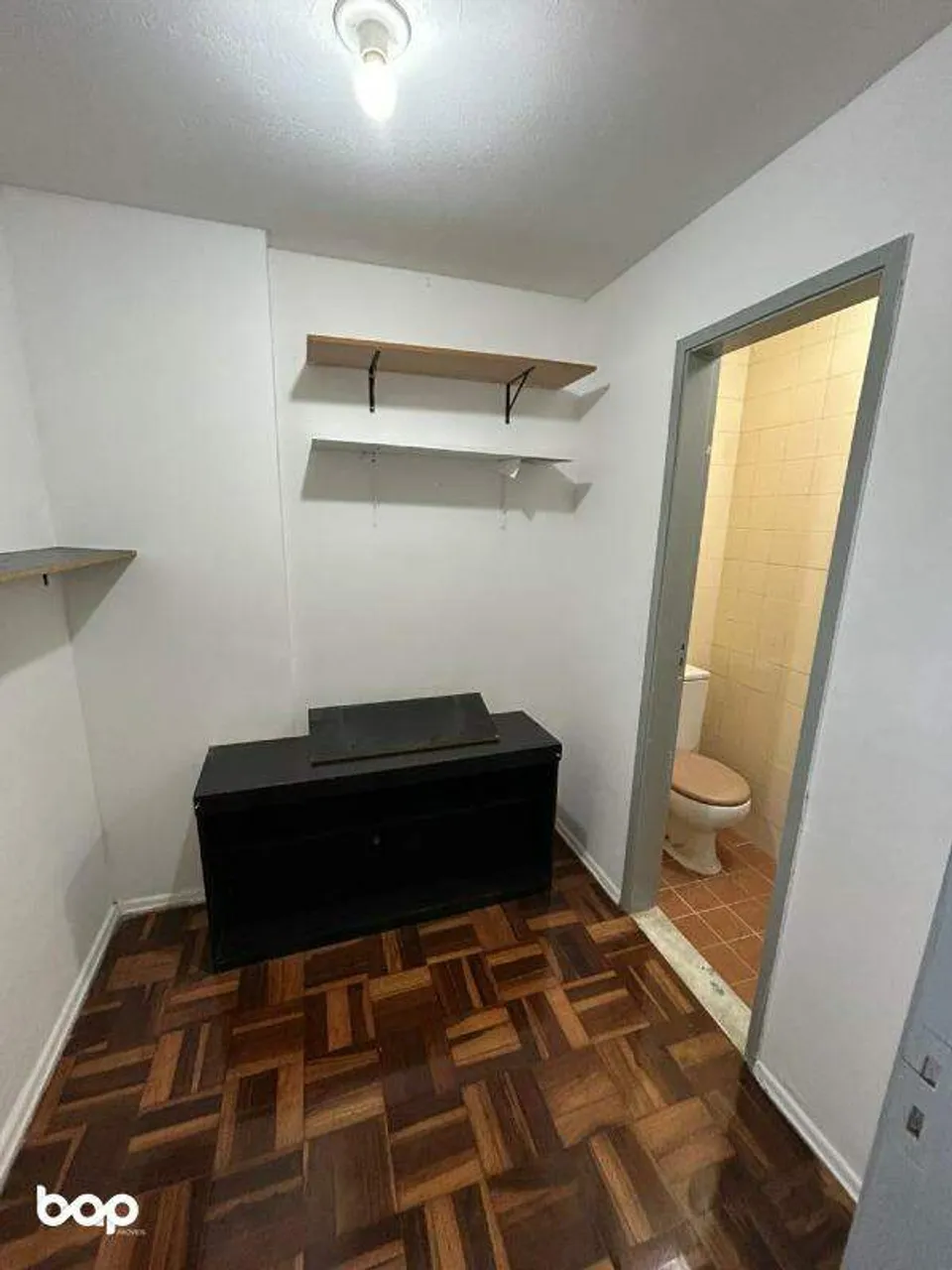 Apartment with a fitted kitchen and a balcony — photo 19