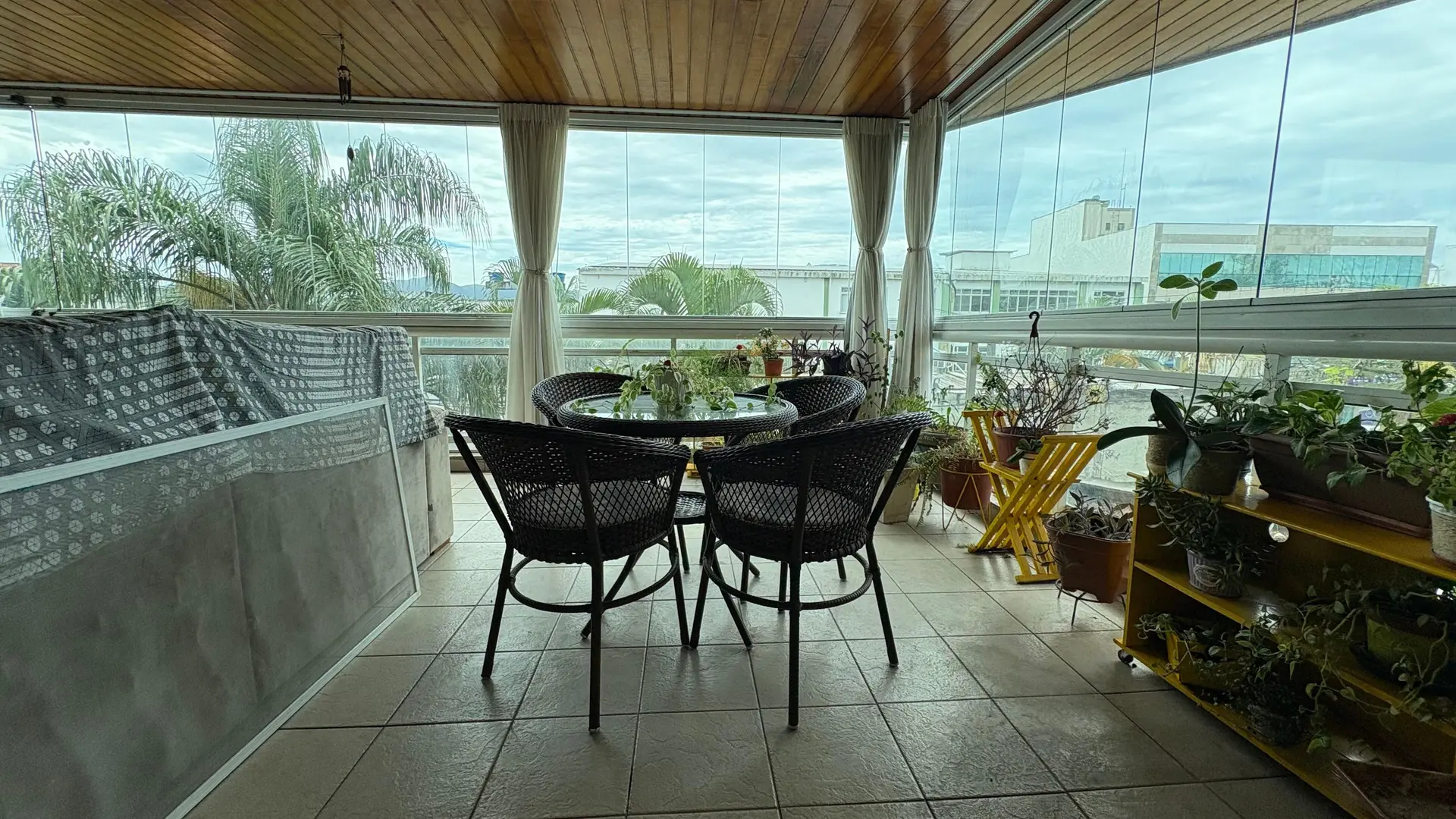 Apartamento mobiliado, 109 m², com varanda envidraçada — photo 61