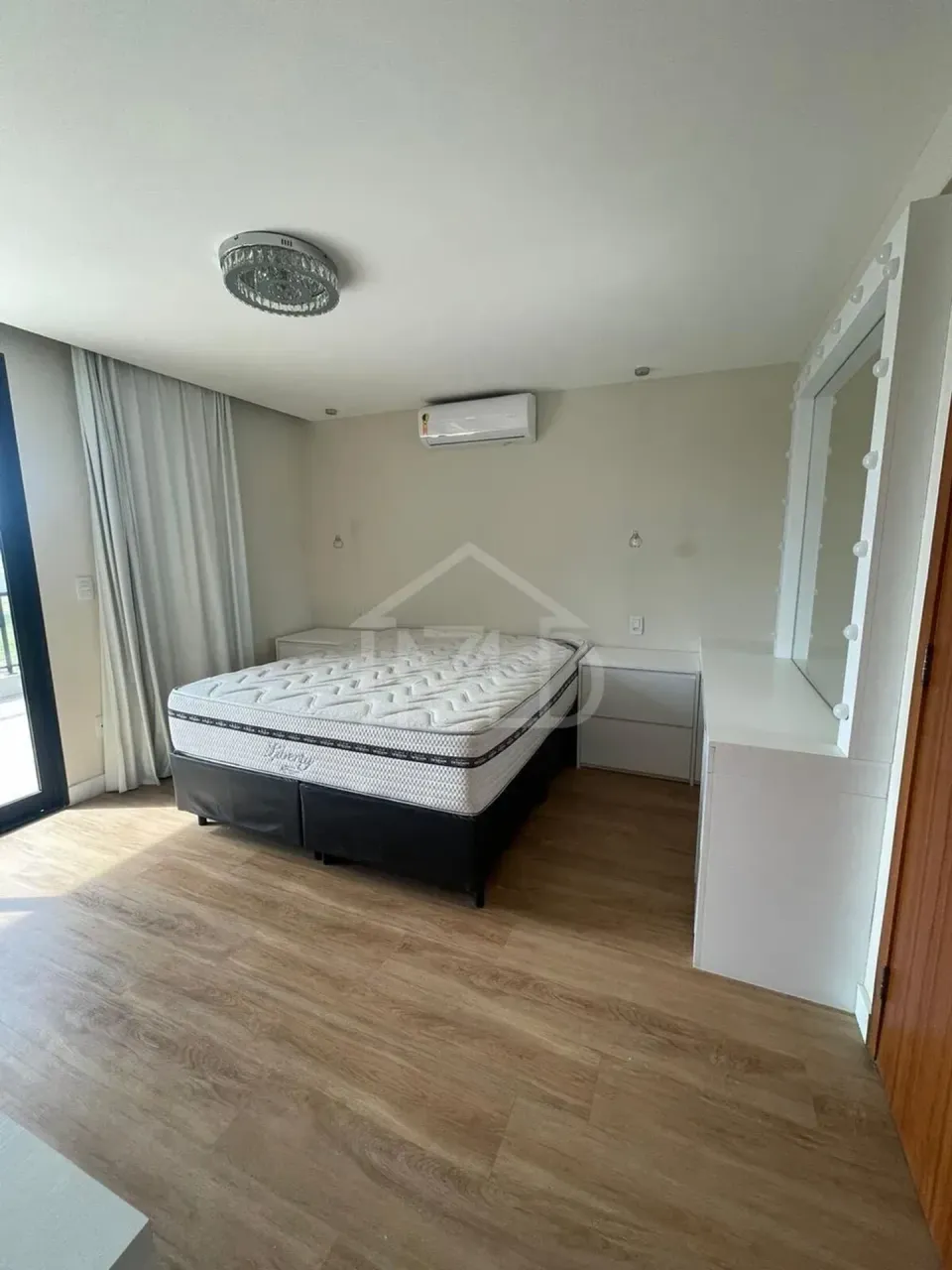 Casa com 5 suítes e cozinha integrada, com 330 m² — photo 5