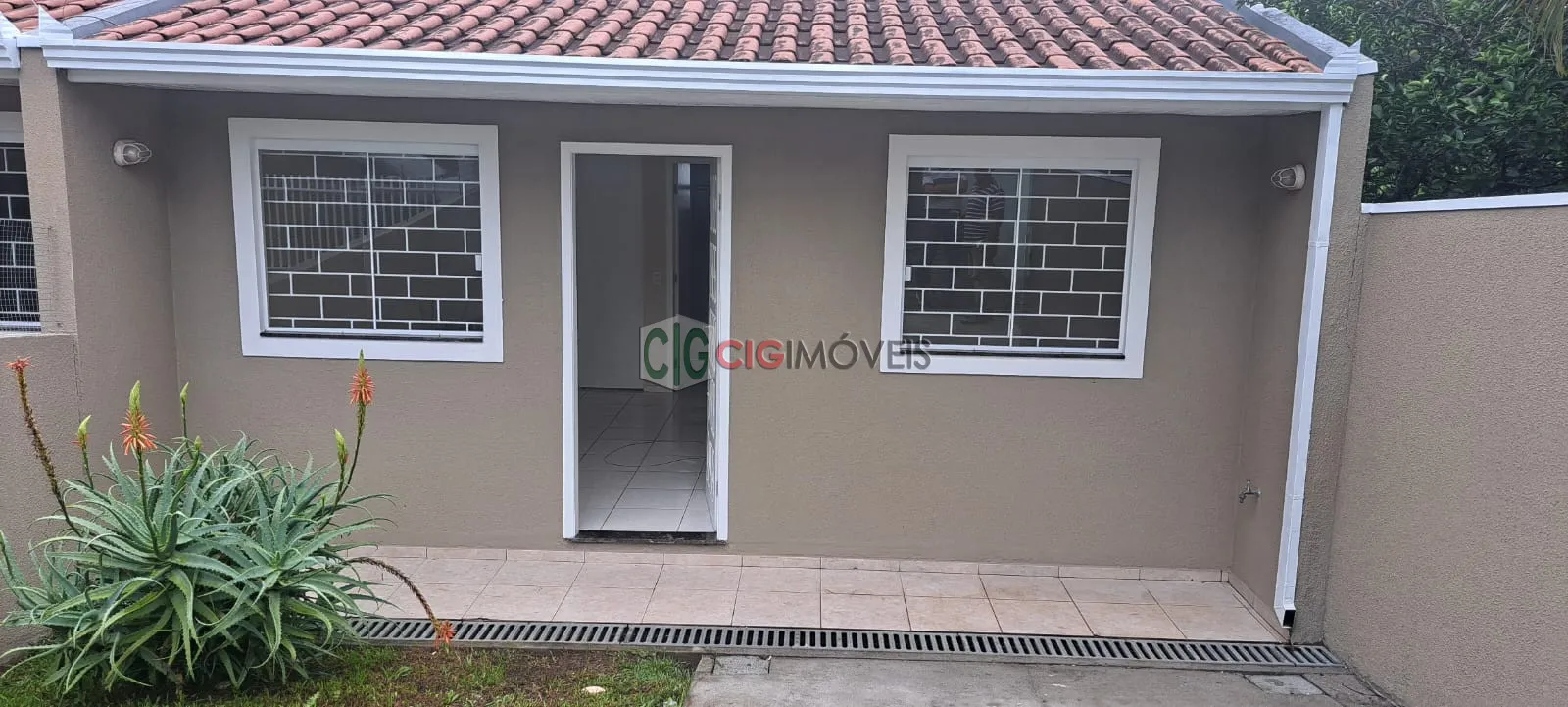 2-bedroom, 42 m² house in Curitiba — photo 4