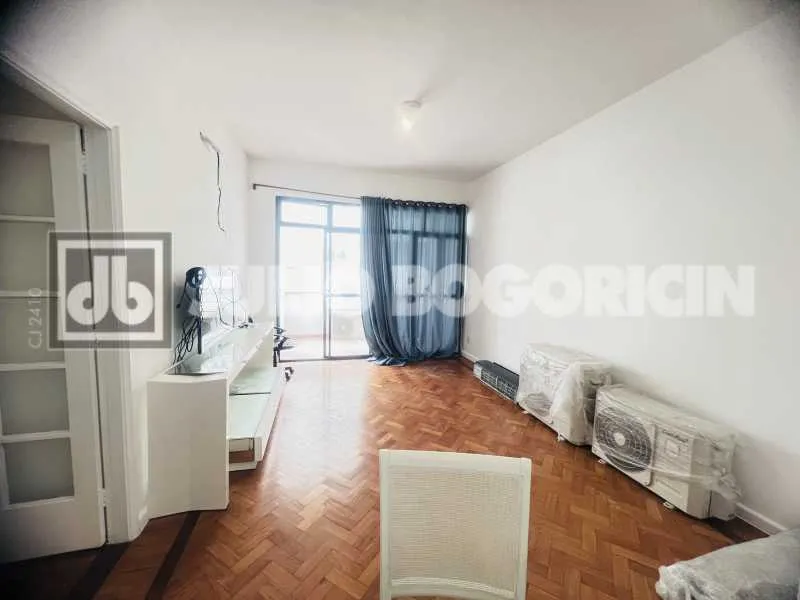 Furnished apartment with 2 bedrooms and 3 bathrooms — photo 7