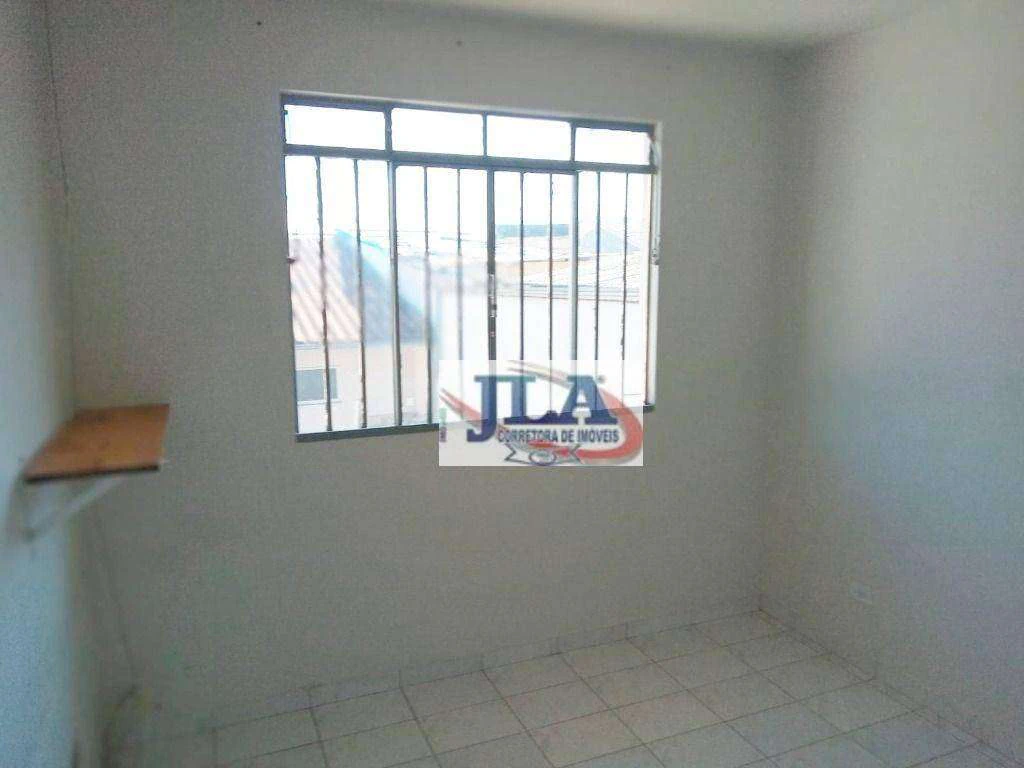 House with 3 bedrooms and a private BBQ area — photo 3