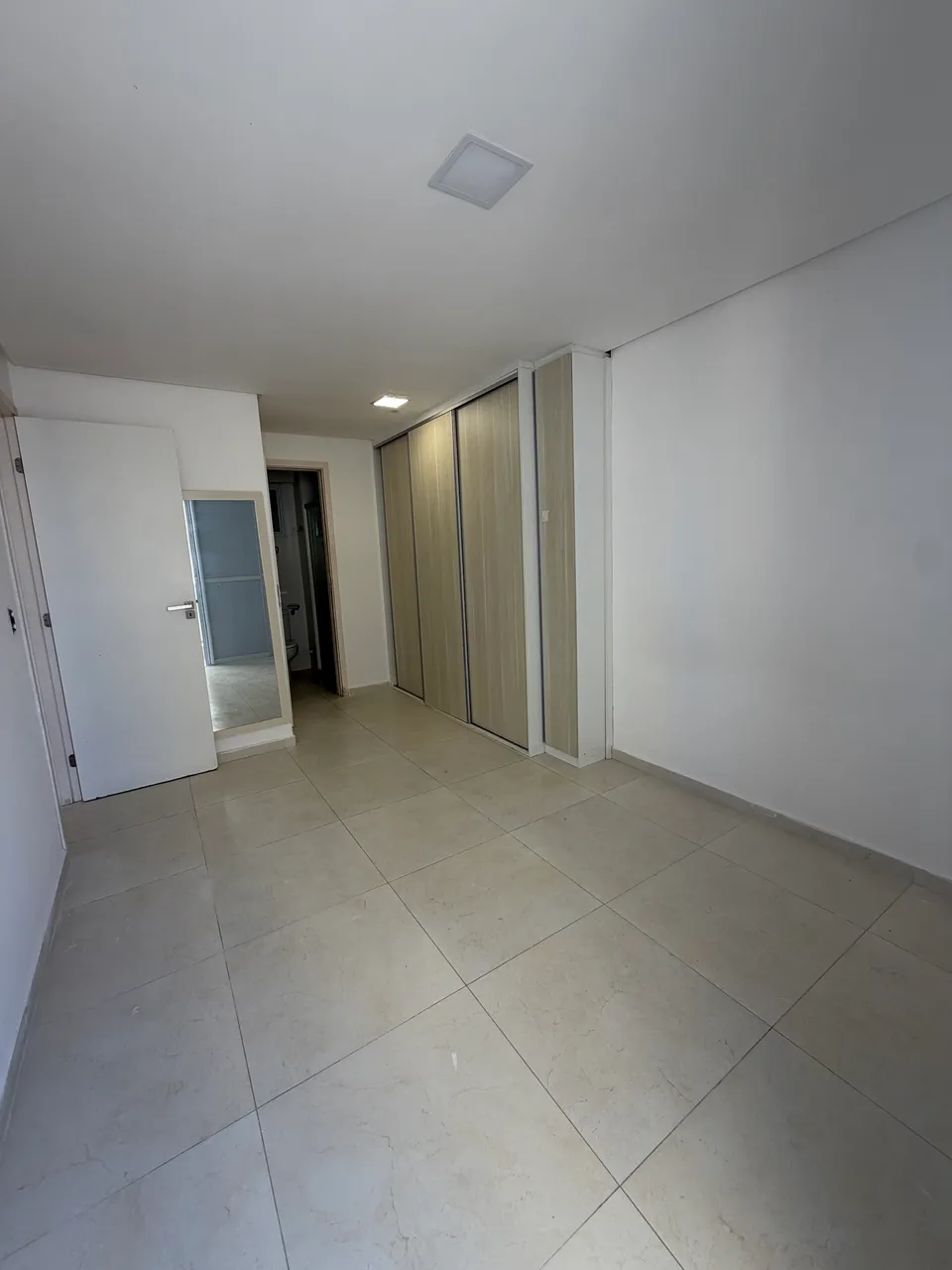 Квартира 72 м² з видом на воду та заскленим балконом — photo 6