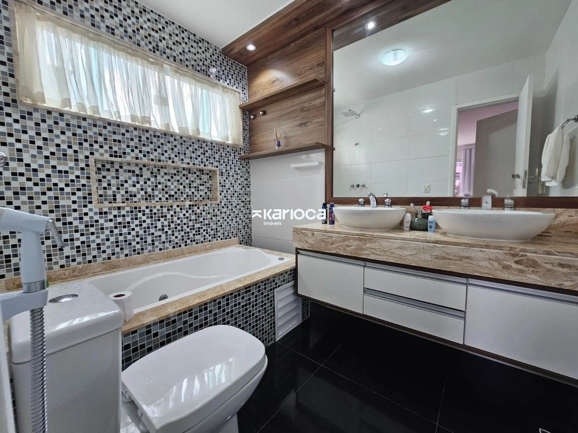 Furnished apartment with closed kitchen and 4 bedrooms — photo 11