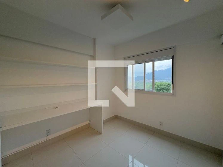 Departamento de 3 dormitorios con balcón cerrado con vidrio — photo 31