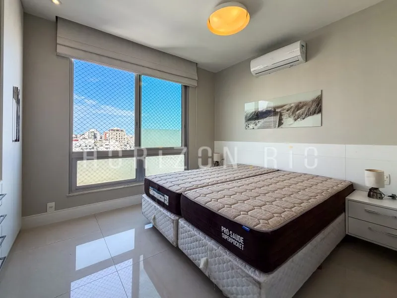 3-bedroom apartment with a mountain view — photo 3