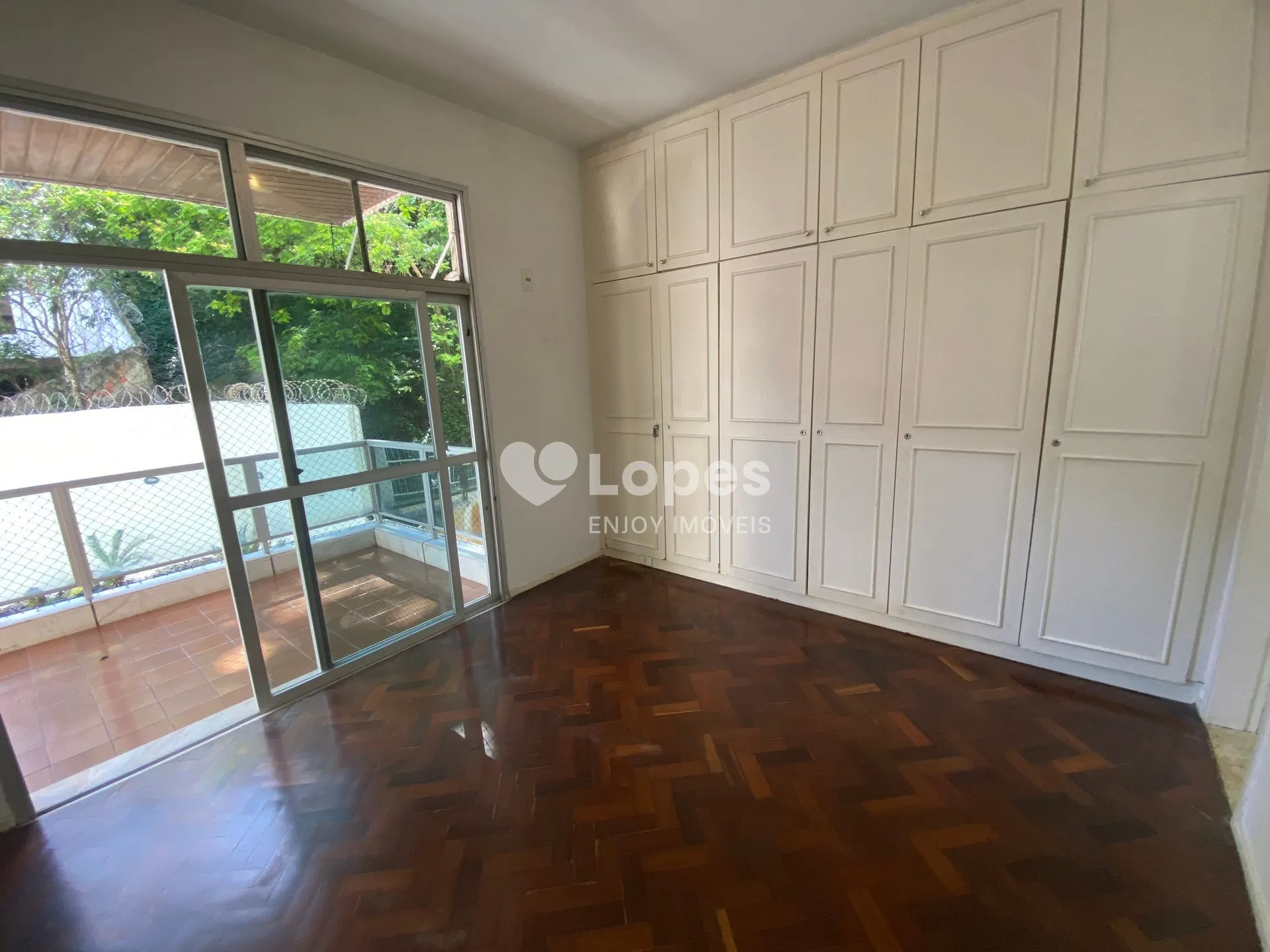 Apartment, 115 m², with a private BBQ — photo 8