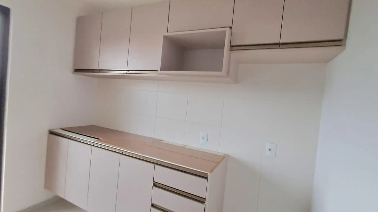 Apartment, 69 m², with wood or laminate floors — photo 14