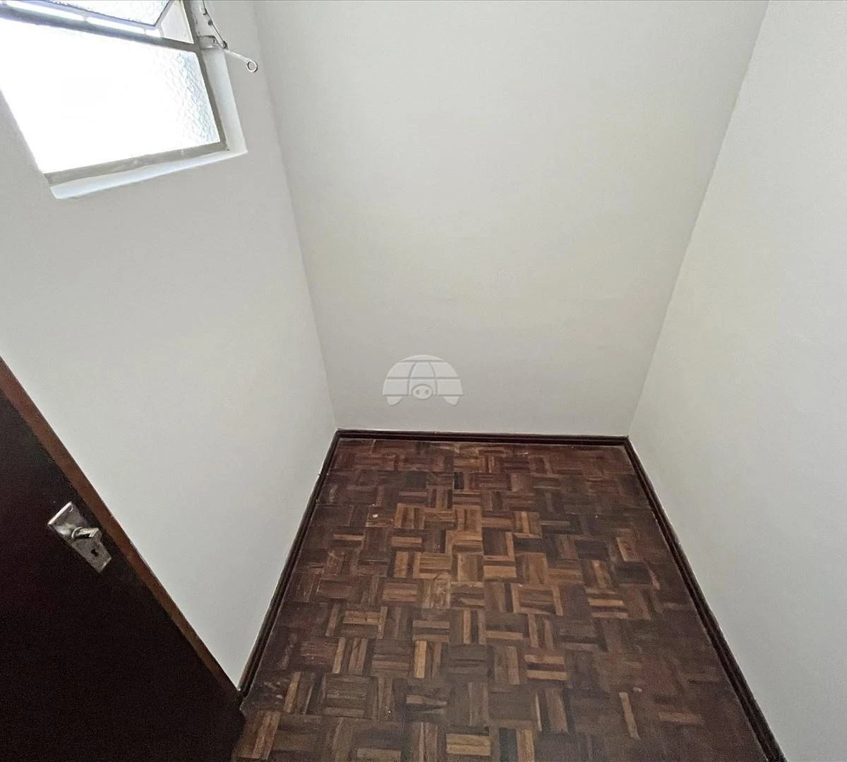 Apartment, 72 m², with wood or laminate floors — photo 5