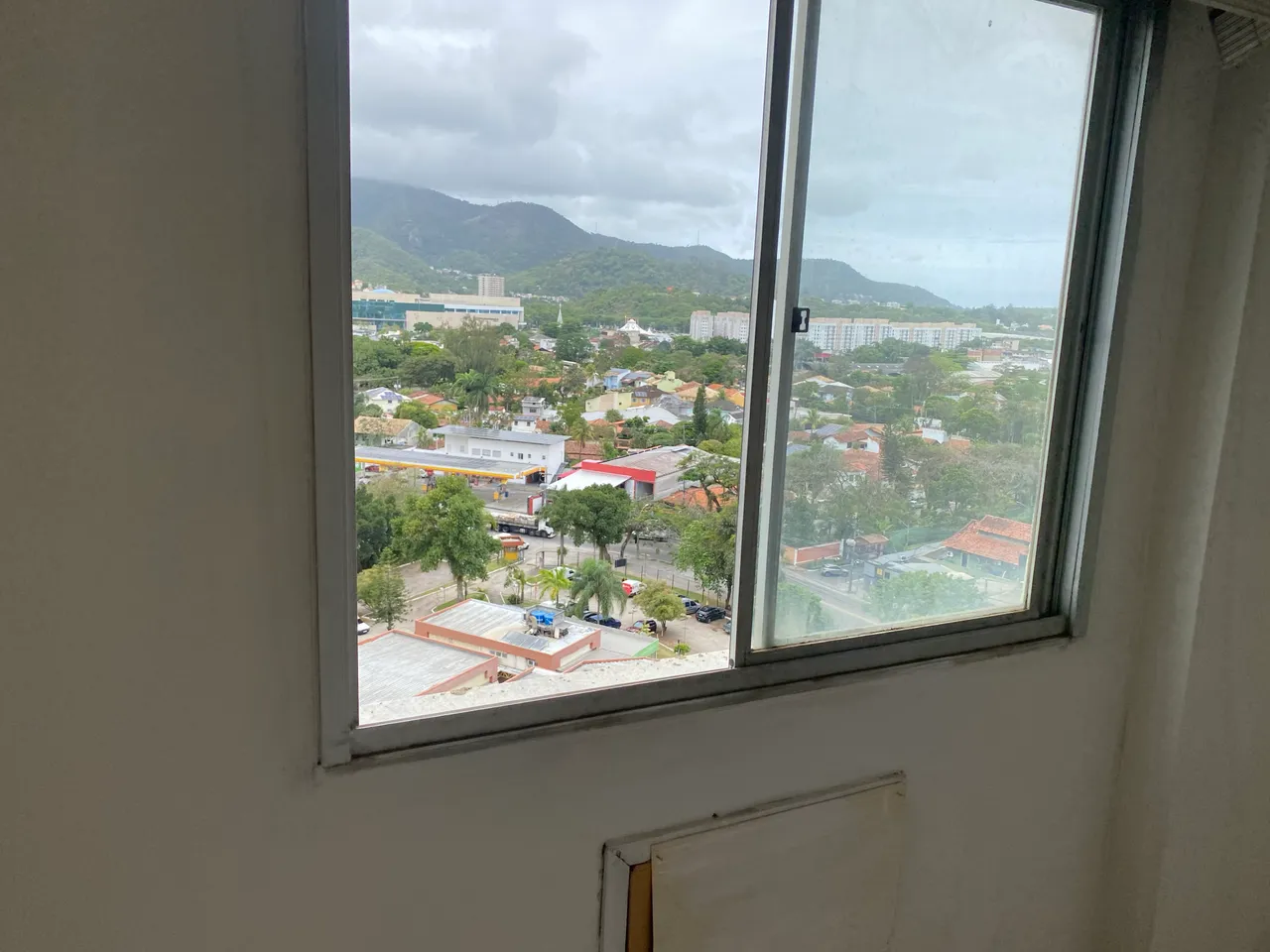 Unfurnished apartment with 2 bedrooms and 1 parking spot — photo 7