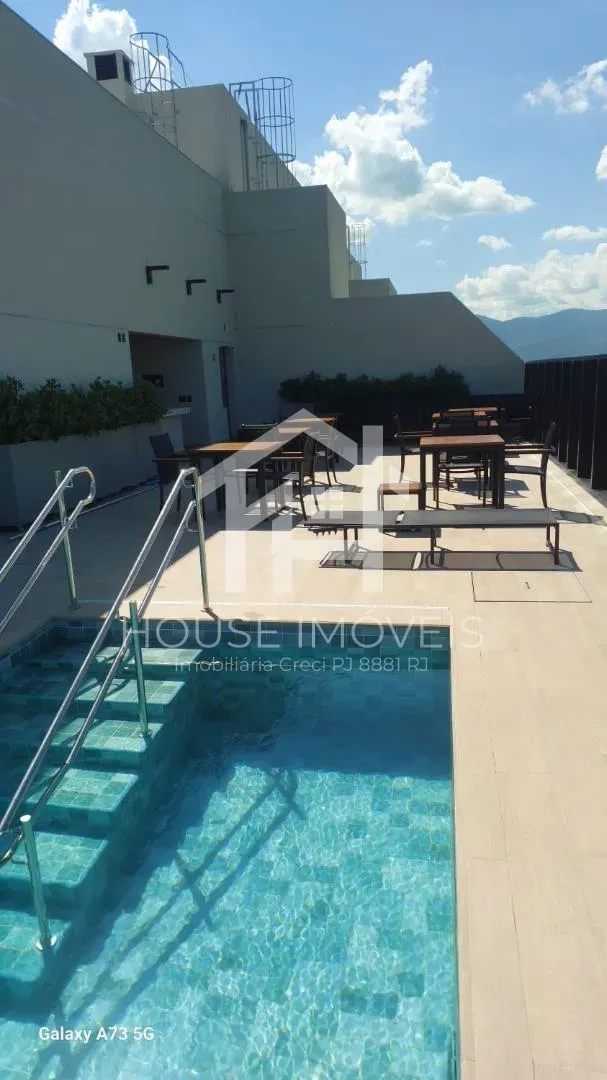 Apartment with 2 bedrooms and 4 bathrooms — photo 25