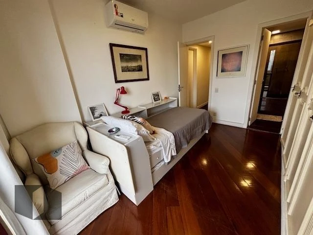 Apartamento de 3 dormitorios con 149 m² y 2 plazas — photo 5