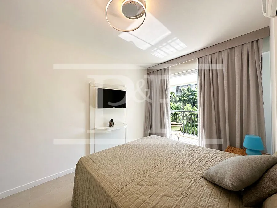 Furnished 2-bedroom apartment with 90 m² and parking — photo 31