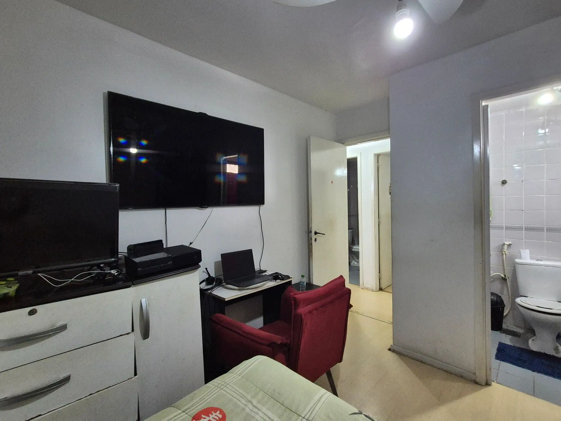 Furnished apartment with 3 bedrooms, 1 suite and balcony — photo 11