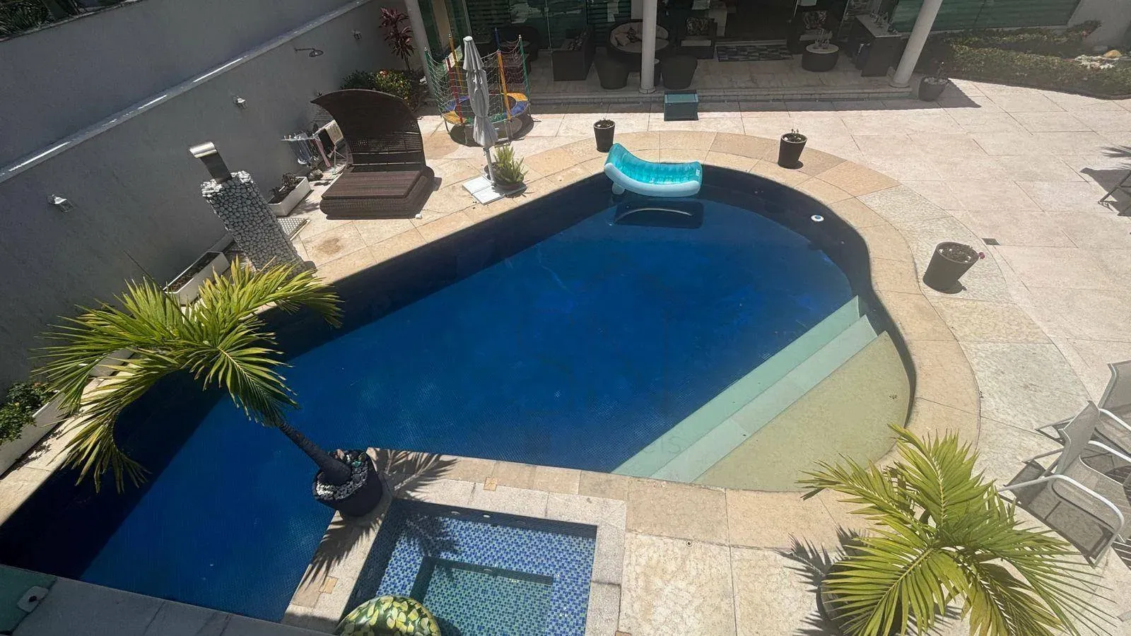 Furnished house 830 m² with 6 bedrooms and open kitchen — photo 50