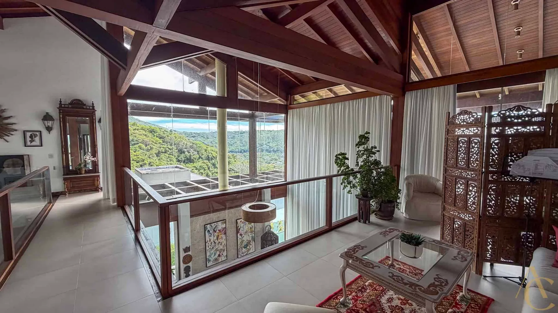 Furnished house, 689 m², with a grill on the balcony — photo 31