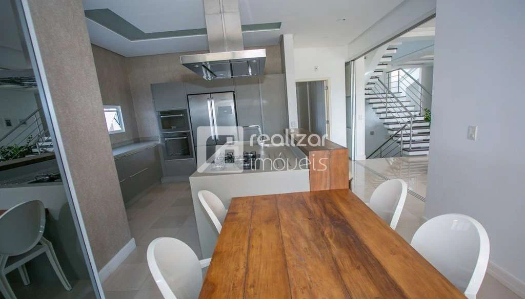 Дом в закрытом сообществе 580 м² и 4 люкс-спальни — photo 2