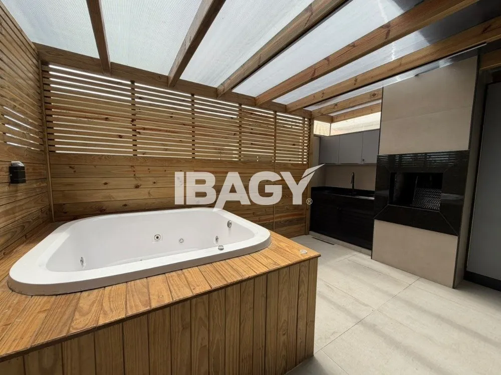Furnished studio, 46 m², with a home office — photo 14