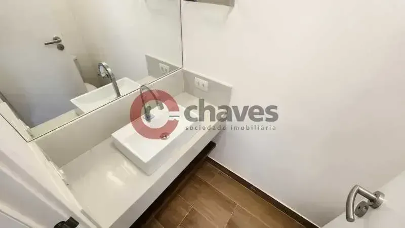 Casa com 4 quartos e 5 banheiros, cozinha integrada a gás — photo 29
