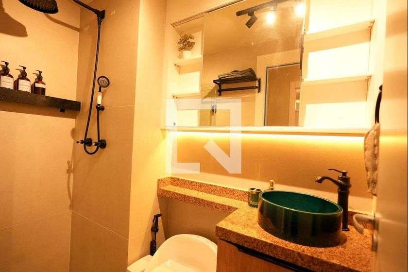 Мебльована квартира 45 м² з 2 спальнями та балконом — photo 10