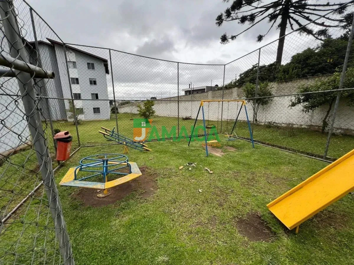 Apartamento de 2 quartos com piso de madeira ou laminado — photo 15