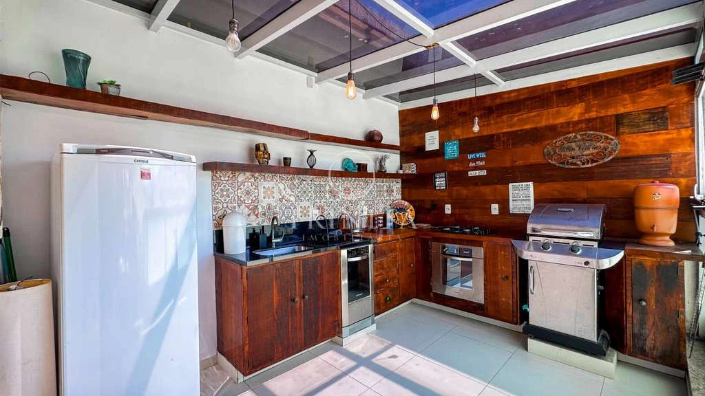 Furnished penthouse with 4 bedrooms, 200 m² and 3 parking — photo 22