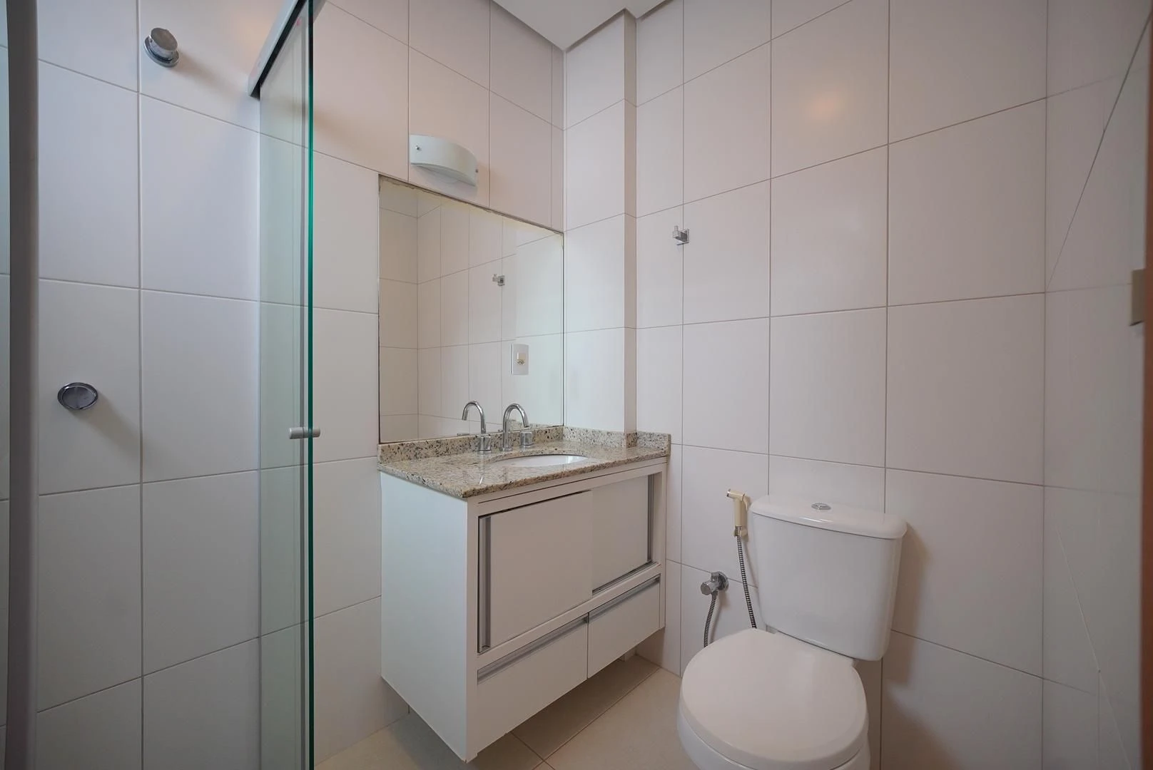 2-bedroom apartment with a private pool — photo 28
