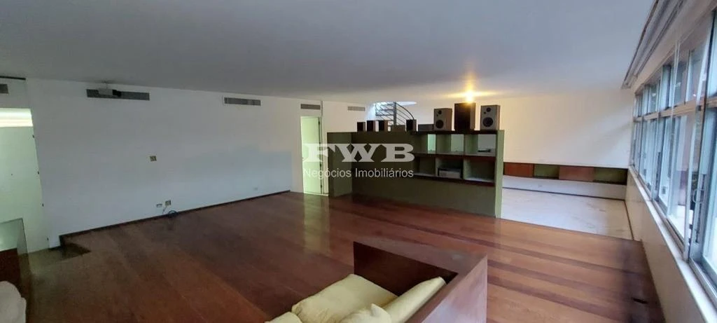 Apartamento de 360 m² con 3 suites y 2 plazas de garaje — photo 24