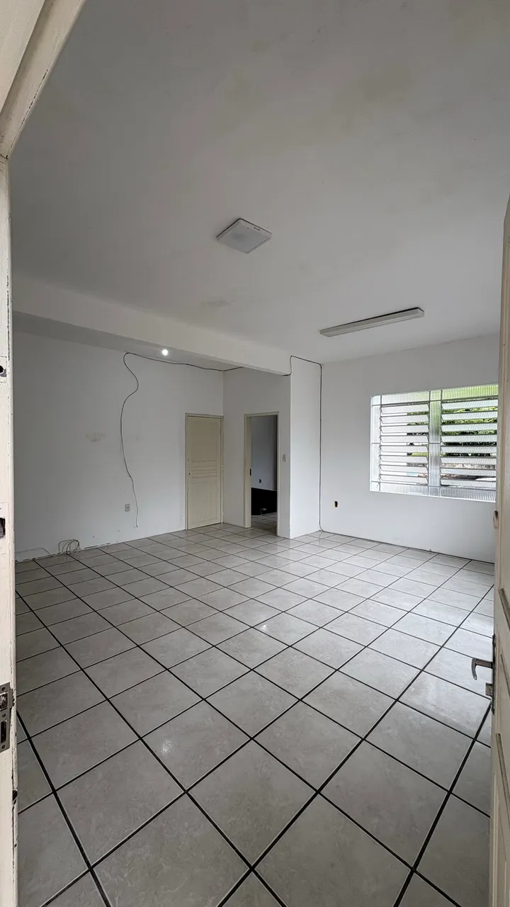 3-bedroom apartment with 3 bathrooms and 1 parking space