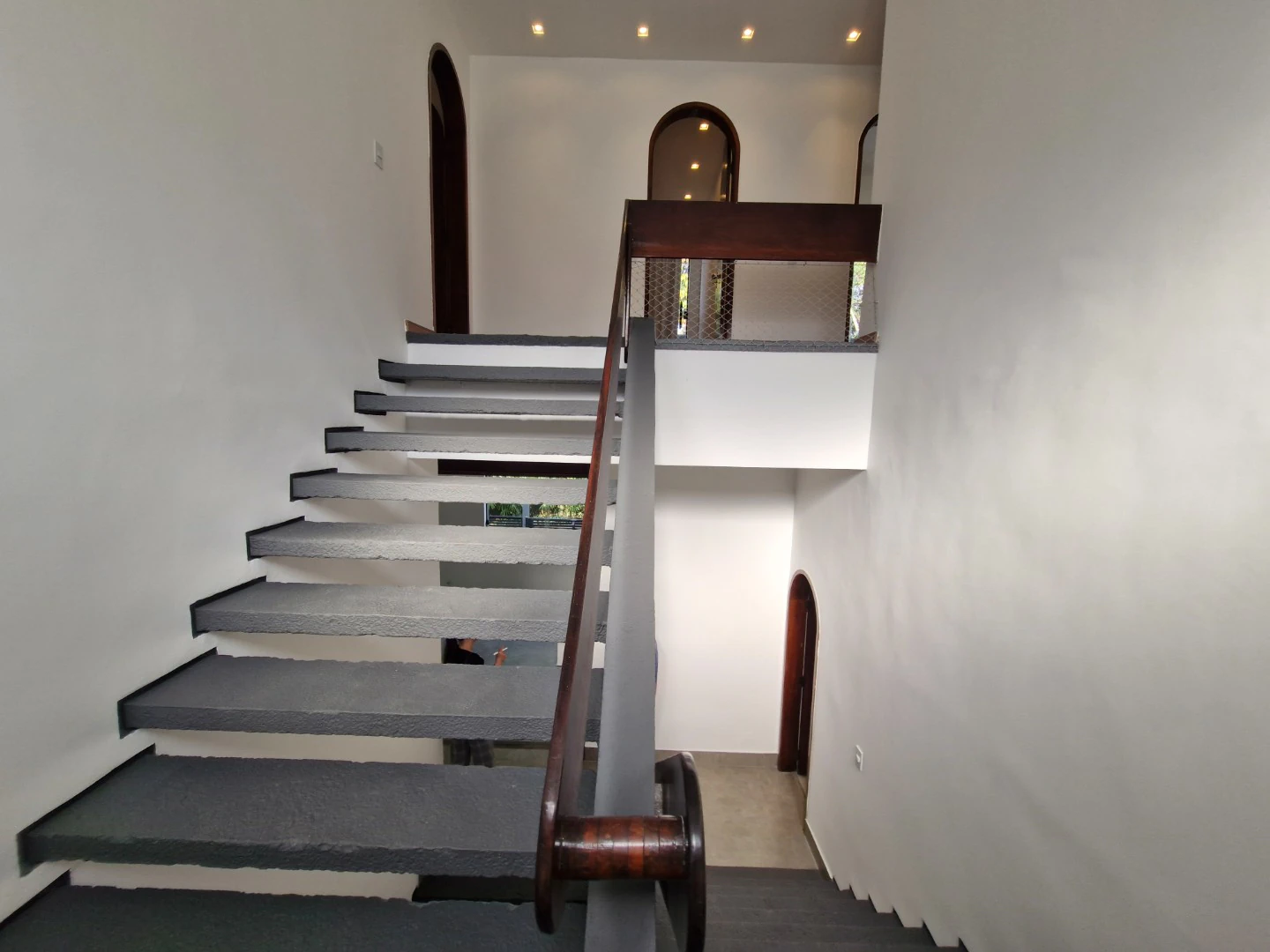 Private pool in a 4-bedroom house, 580 m² — photo 15