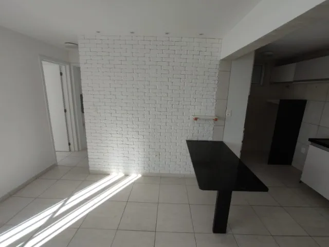 2-bedroom apartment in a building with a gym — photo 9