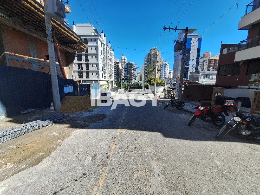 1-bedroom apartment with 1 bathroom and 1 parking space — photo 15