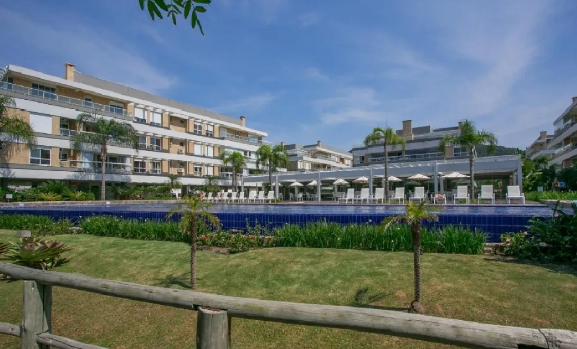 Apartamento amueblado de 2 dormitorios con terraza y parrilla — photo 16