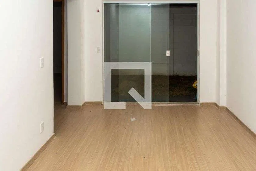 Apartment, 60 m², with wood or laminate floors