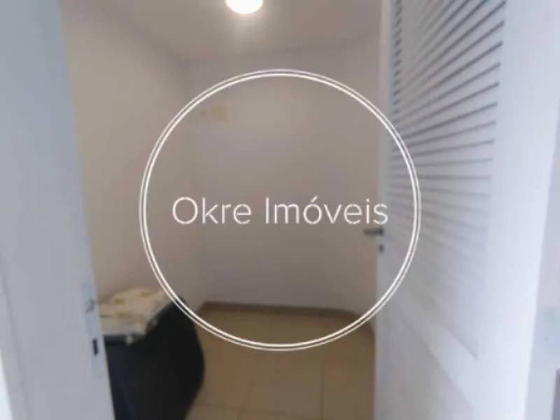 Unfurnished apartment with 2 bedrooms and 3 bathrooms — photo 31