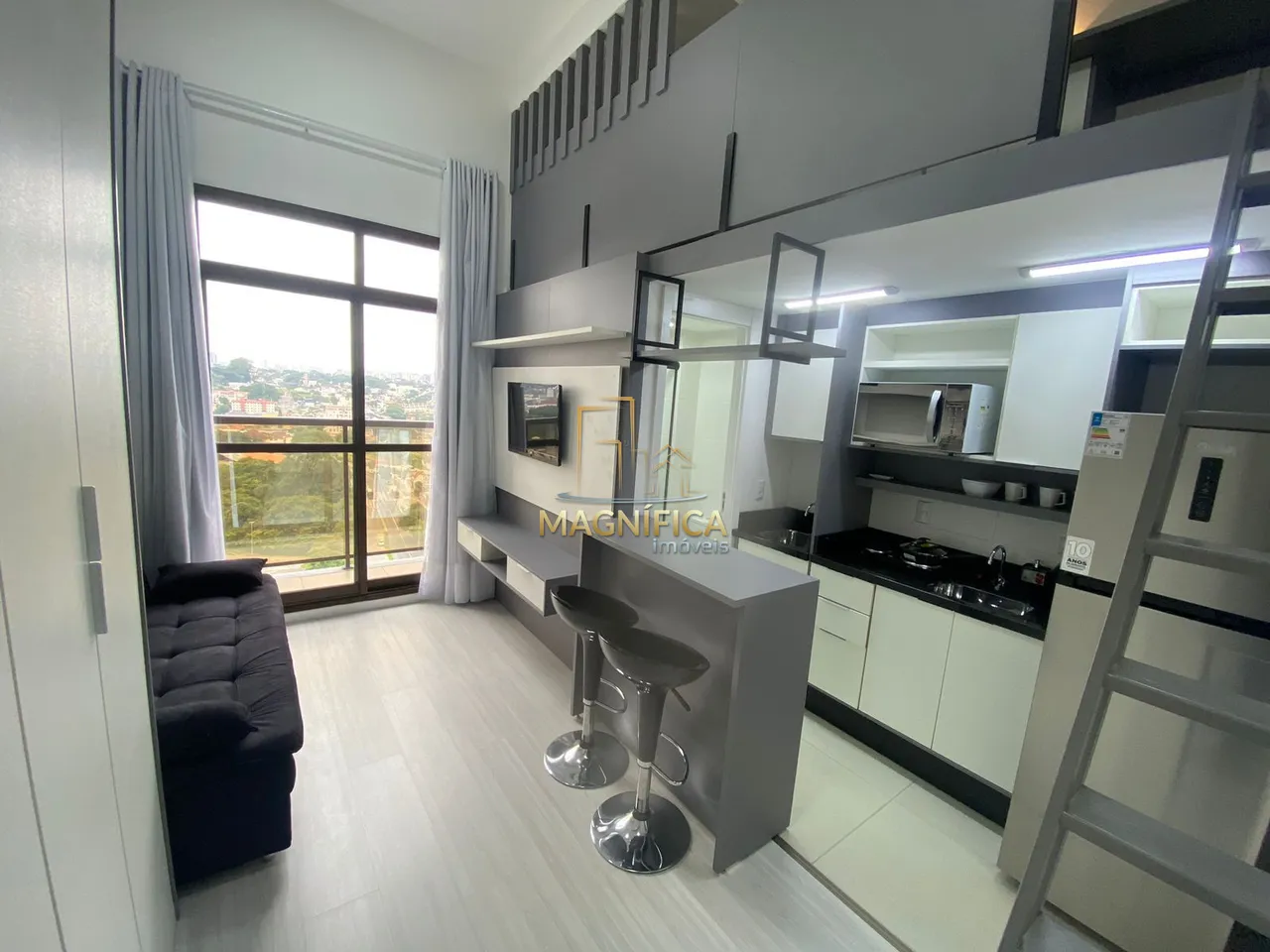 Estudio amueblado de 32 m² con plaza y balcón — photo 10