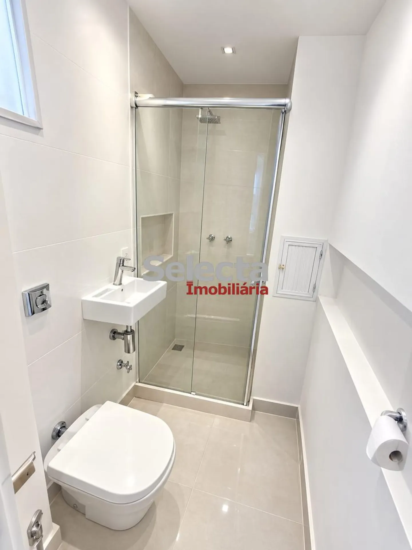 Квартира 100 м² с 3 спальнями и камином — photo 13