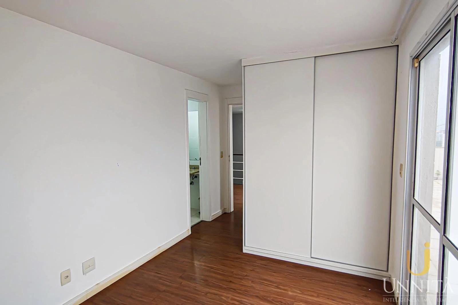 Apartment, 185 m², with a grill on the balcony — photo 2