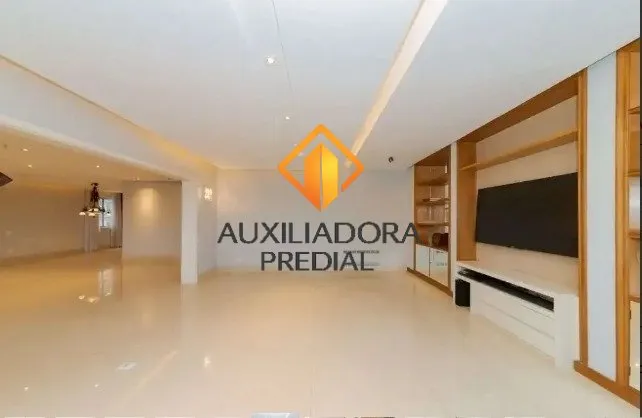 2-bedroom apartment with living room and glassed balcony — photo 8