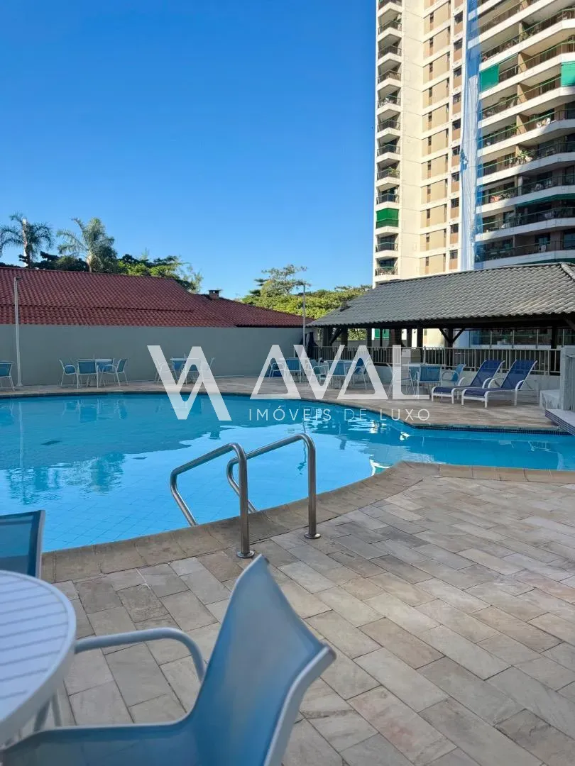 190 m² duplex penthouse with 3 suites and pool — photo 27