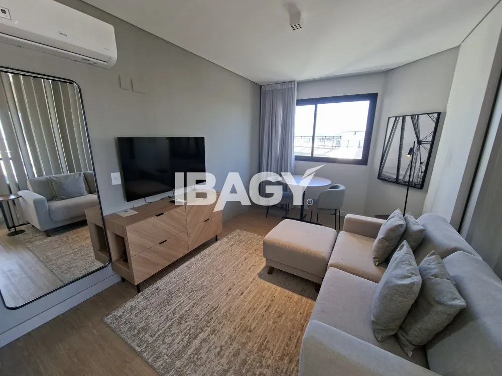 Studio with a glassed-in balcony and open-plan kitchen — photo 45