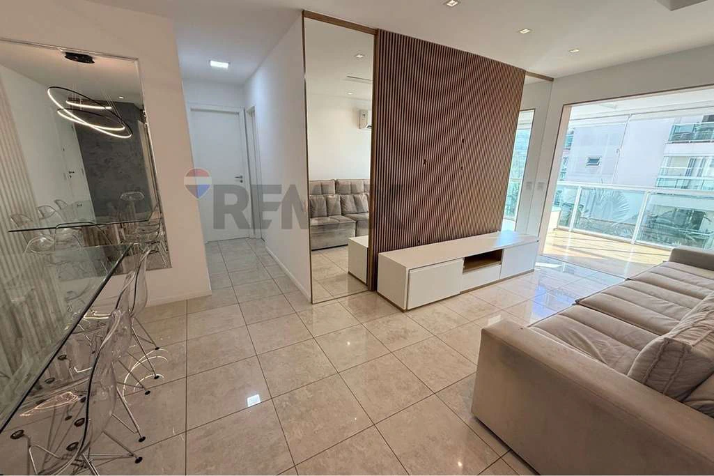 Apartamento reformado de 98 m² com varanda fechada — photo 13