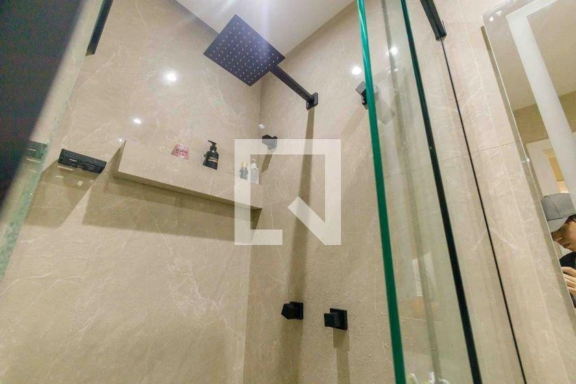 Furnished 185 m² apartment with 3 bedrooms and balcony — photo 45
