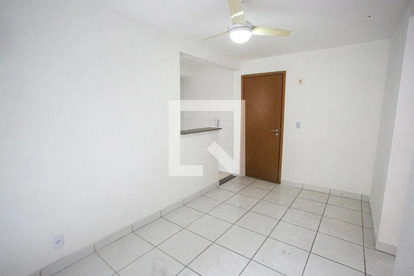 2-bedroom apartment in a building with a gym — photo 29