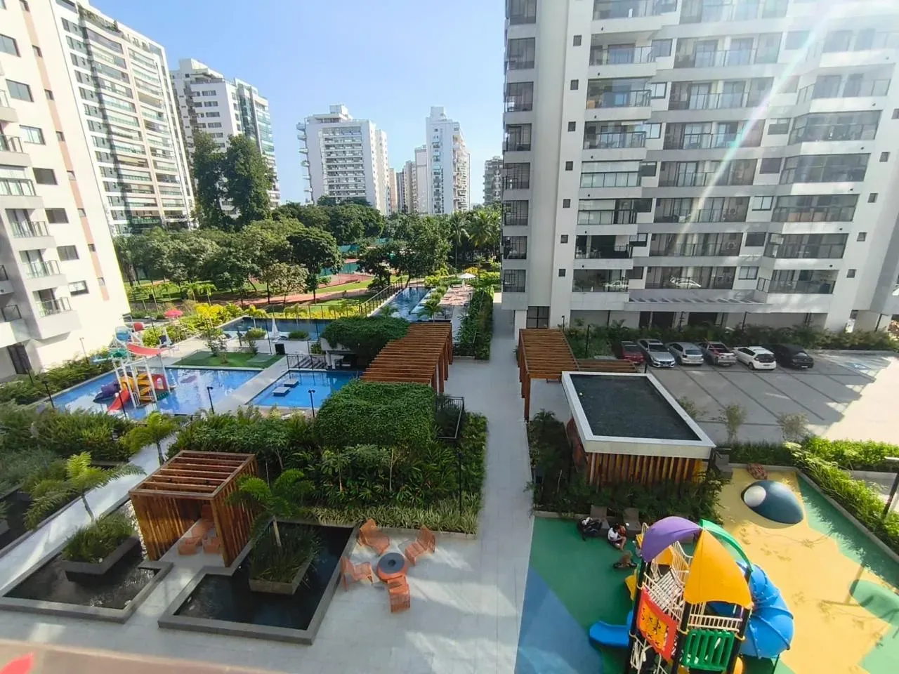 70 m² apartment with 2 bedrooms and a balcony — photo 38