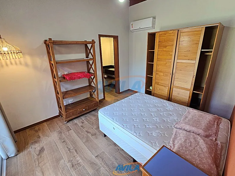 Casa mobiliada com 4 quartos e cozinha em conceito aberto — photo 16