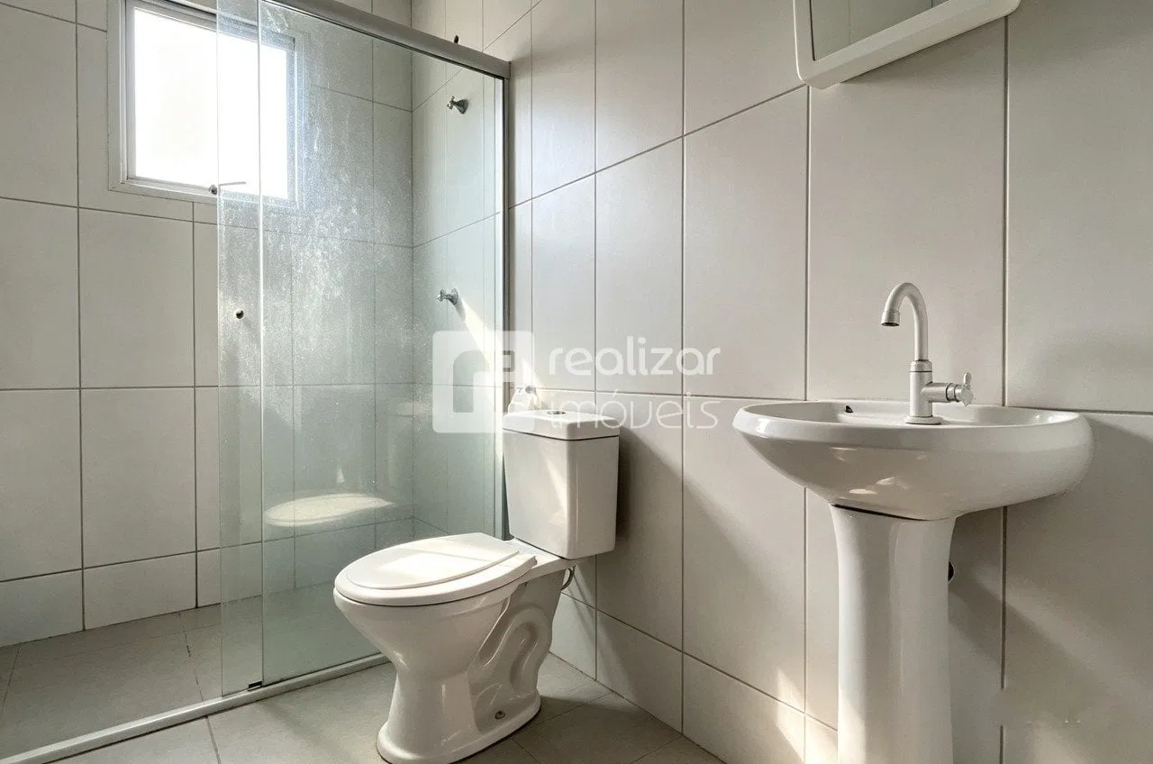 2-bedroom apartment with 2 bathrooms and 2 parking spaces — photo 4
