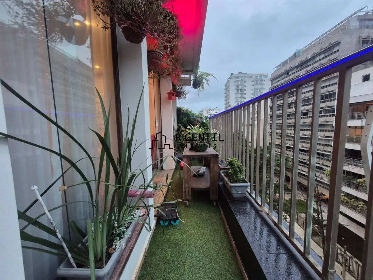 Unfurnished apartment with 3 bedrooms and a balcony — photo 13